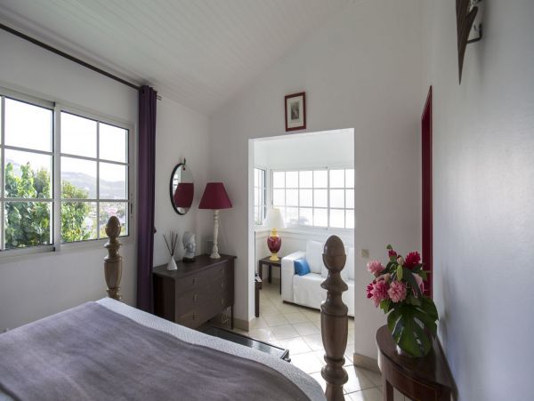 St. Barts Home 985561