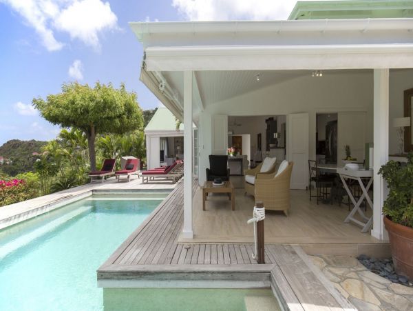 St. Barts Home 985561