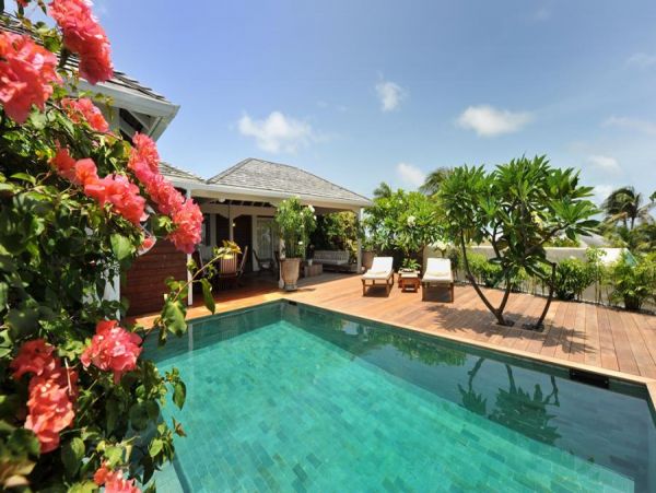 St. Barts Home 985565