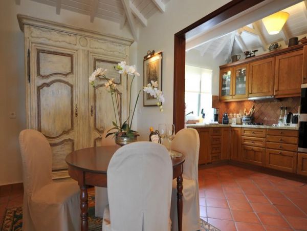 St. Barts Home 985565