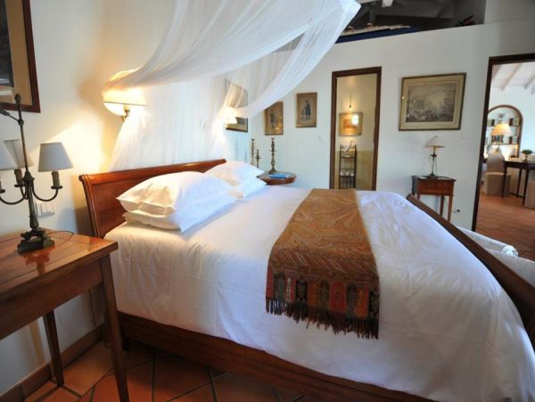 St. Barts Home 985565