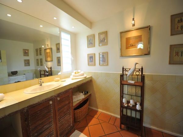 St. Barts Home 985565