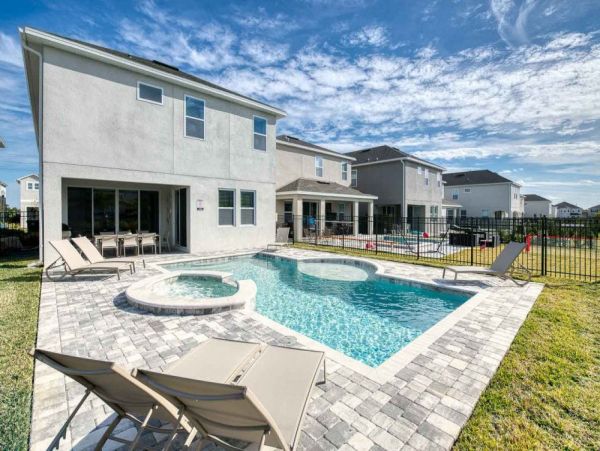 Private Pool Kissimmee Vacation Home Six Bedroom Sleeps 13