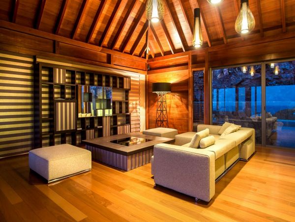 St. Barts Home 985567