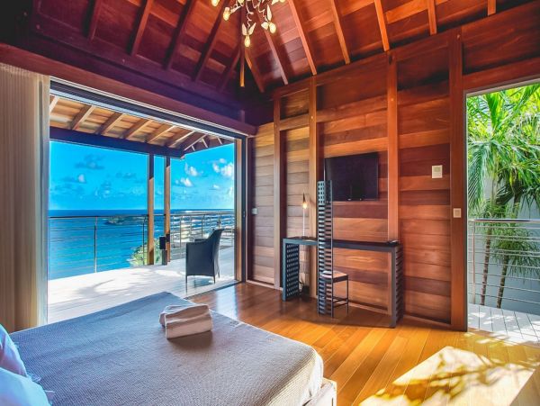 St. Barts Home 985567