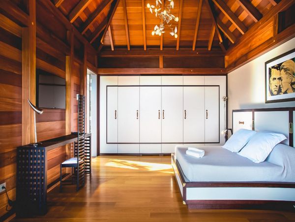 St. Barts Home 985567