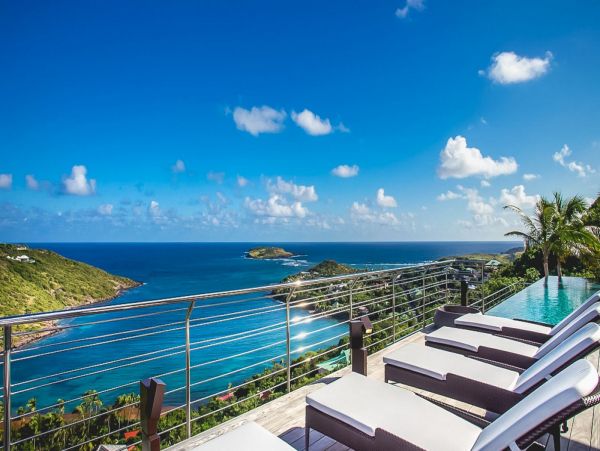 St. Barts Home 985567