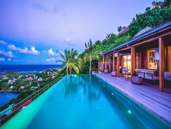 St. Barts Home 985567