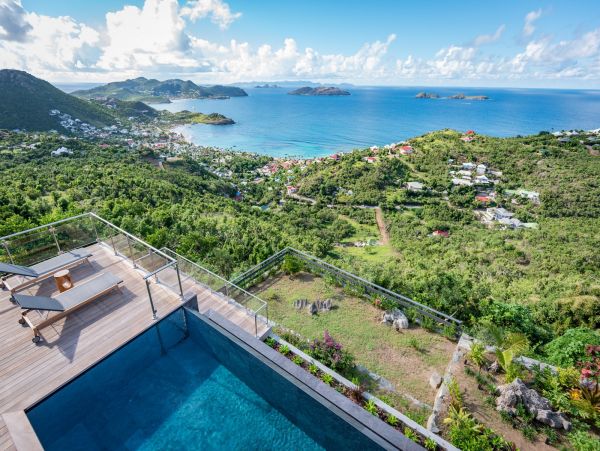 St. Barts Home 985570