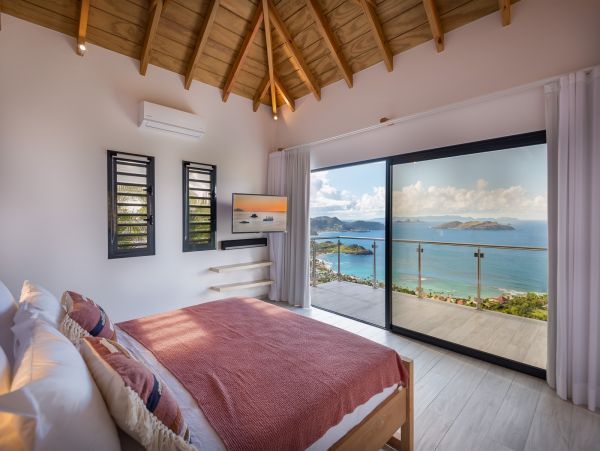 St. Barts Home 985570