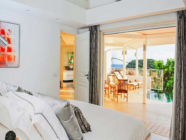 St. Barts Home 985572