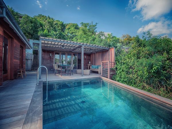St. Barts Home 985573