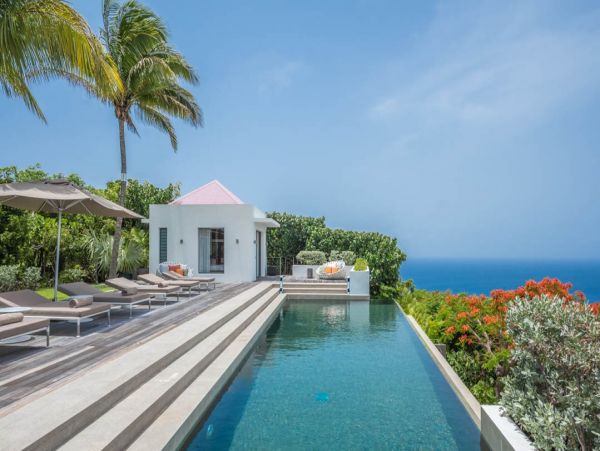 St. Barts Home 985574