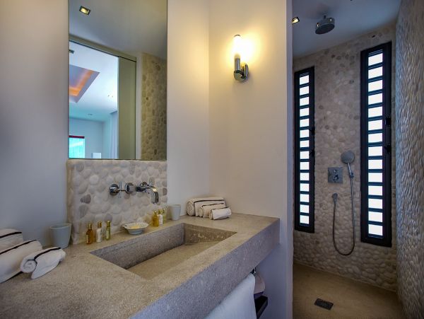 St. Barts Home 985574