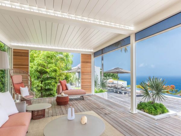 St. Barts Home 985574