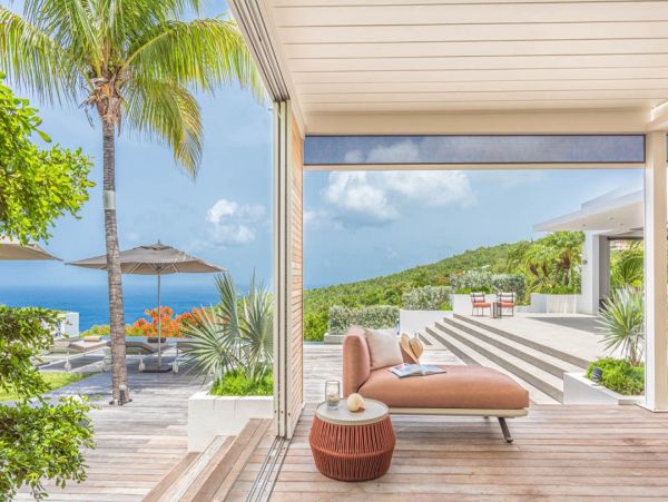 St. Barts Home 985574