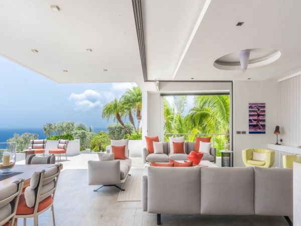 St. Barts Home 985574