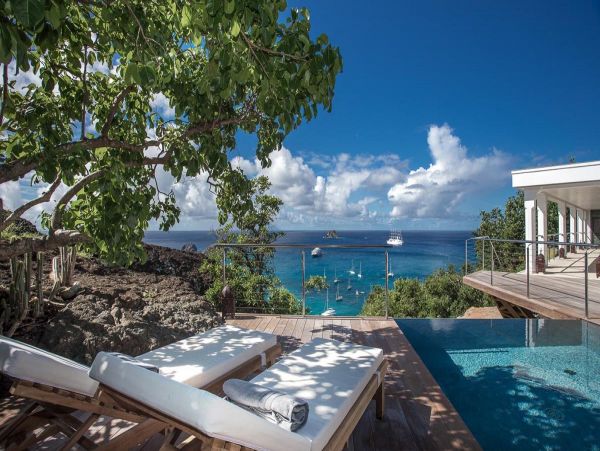St. Barts Home 985575