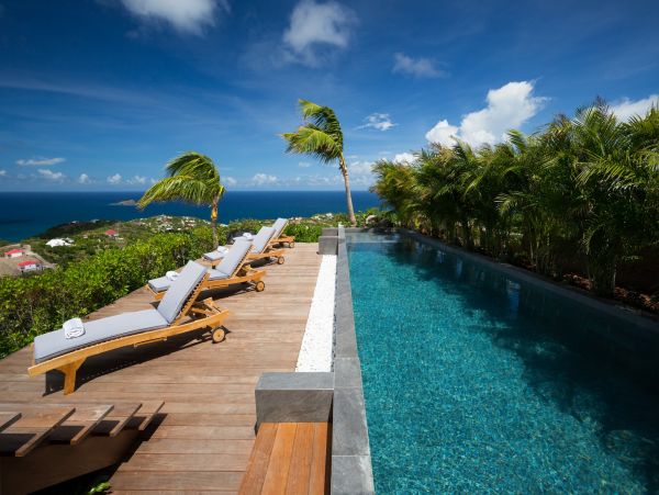 St. Barts Home 985576