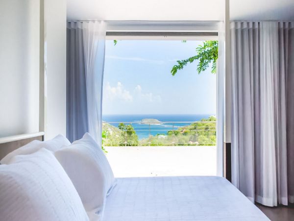 St. Barts Home 985577