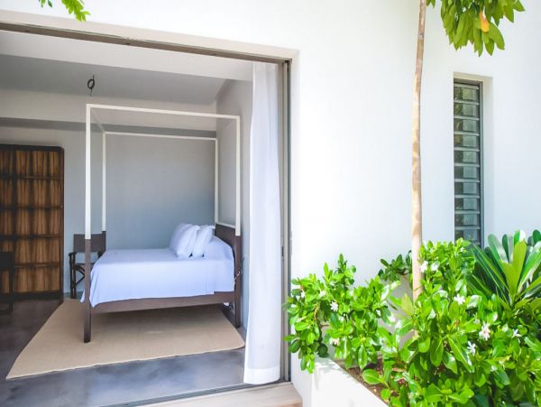 St. Barts Home 985577