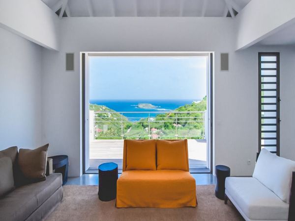 St. Barts Home 985577