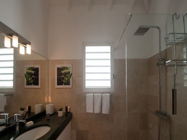 St. Barts Home 985578