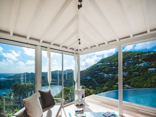 St. Barts Home 985578