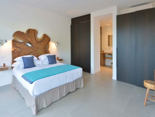 St. Barts Home 985579