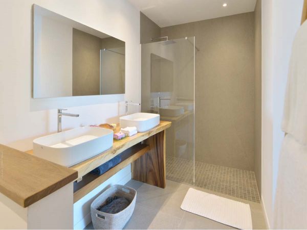 St. Barts Home 985579