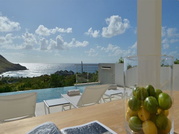St. Barts Home 985580