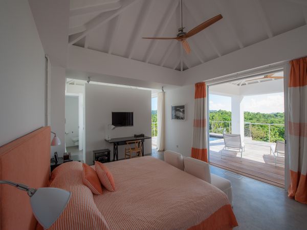 St. Barts Home 985582