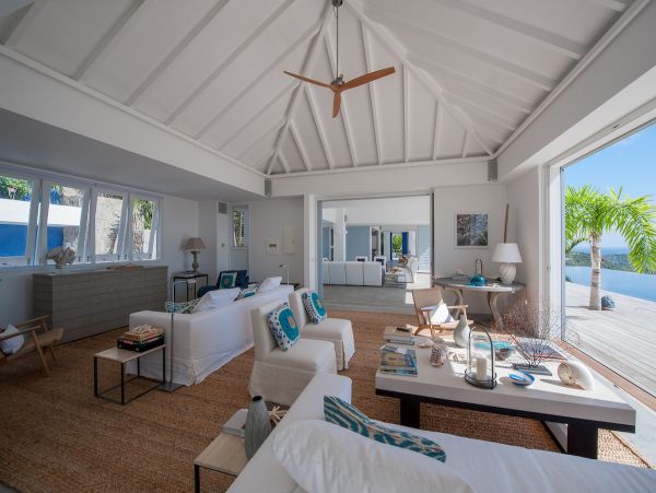 St. Barts Home 985582