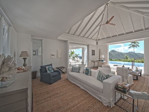 St. Barts Home 985582