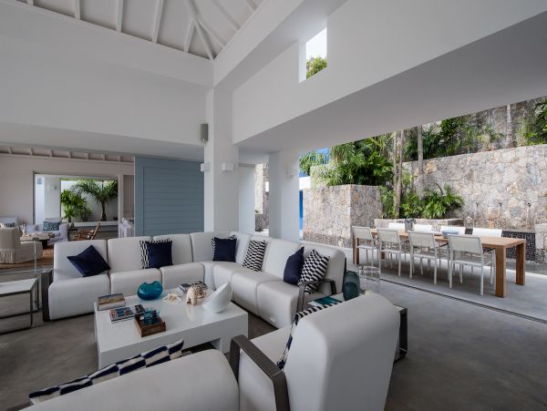 St. Barts Home 985582