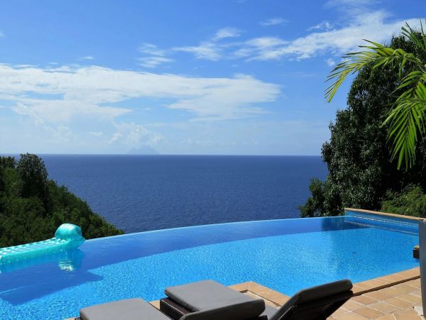 St. Barts Home 985584