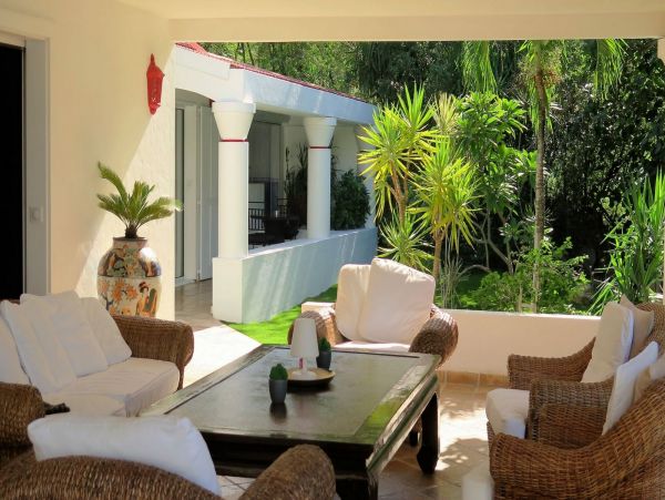 St. Barts Home 985584