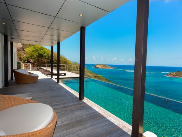 St. Barts Home 985585