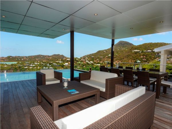 St. Barts Home 985585