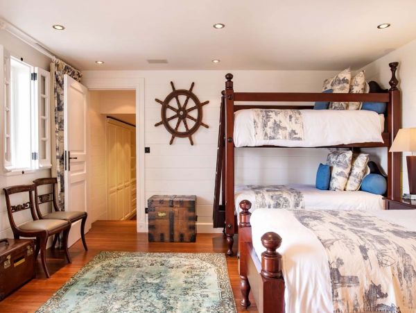 St. Barts Home 985586