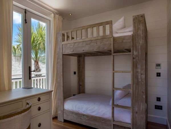 St. Barts Home 985586