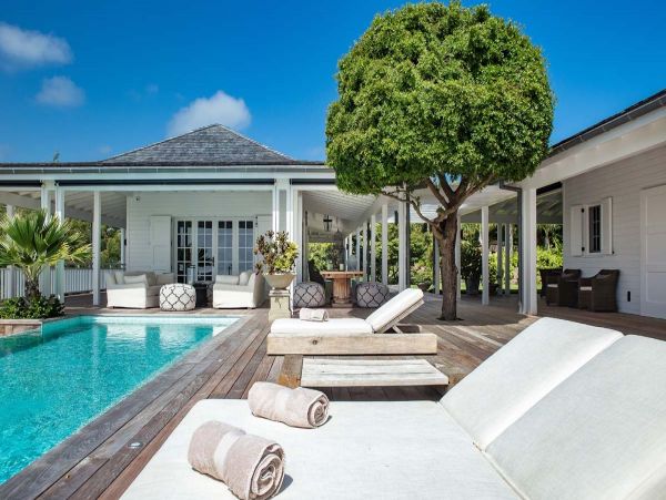 St. Barts Home 985586