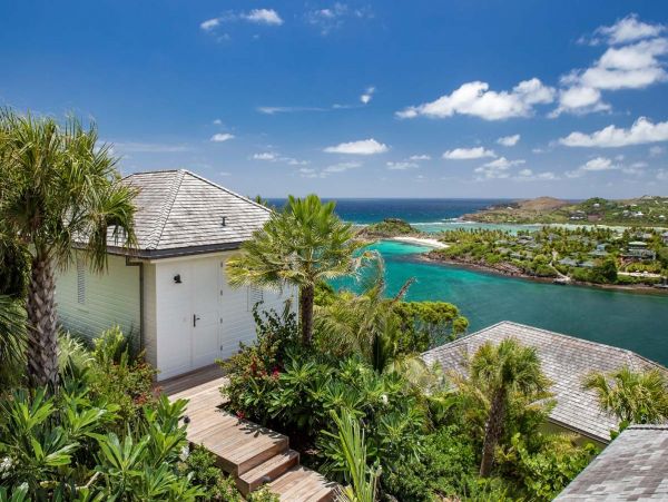 St. Barts Home 985586