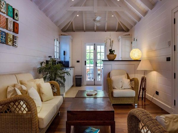 St. Barts Home 985586