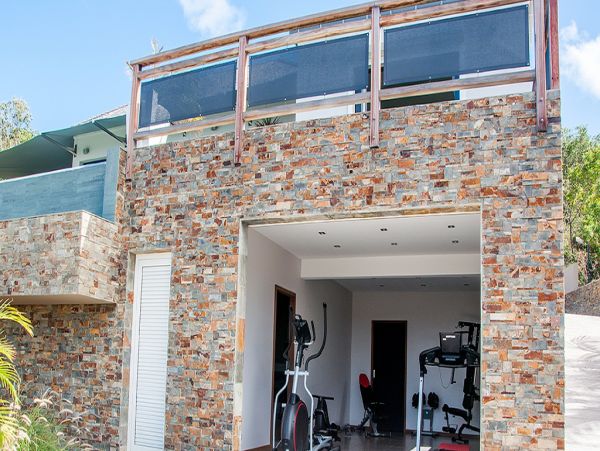St. Barts Home 985587