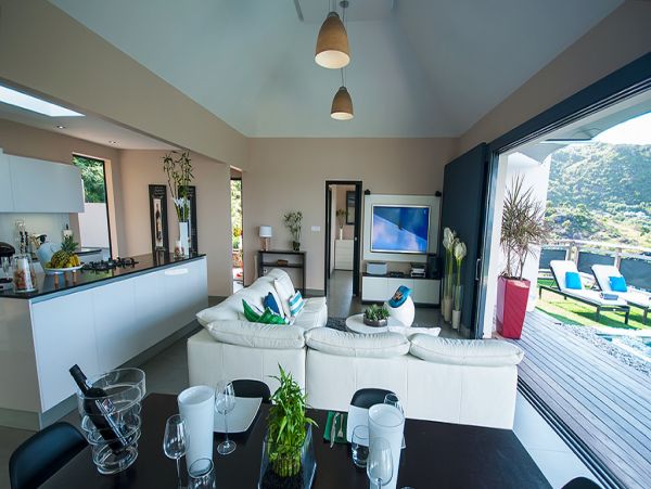 St. Barts Home 985587