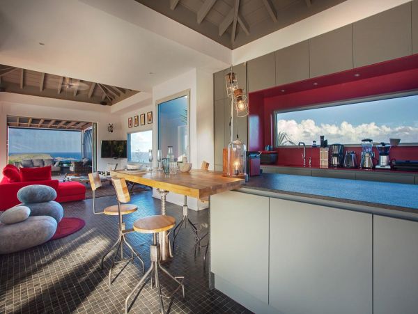 St. Barts Home 985588
