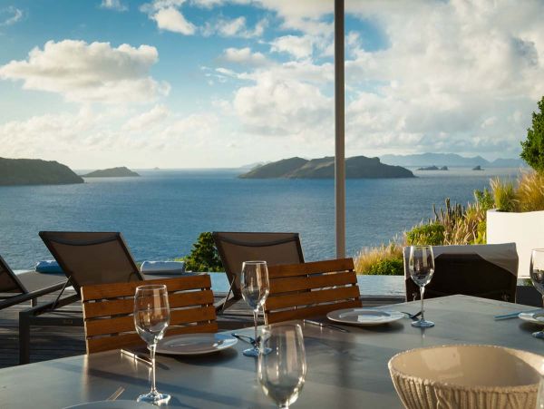 St. Barts Home 985589
