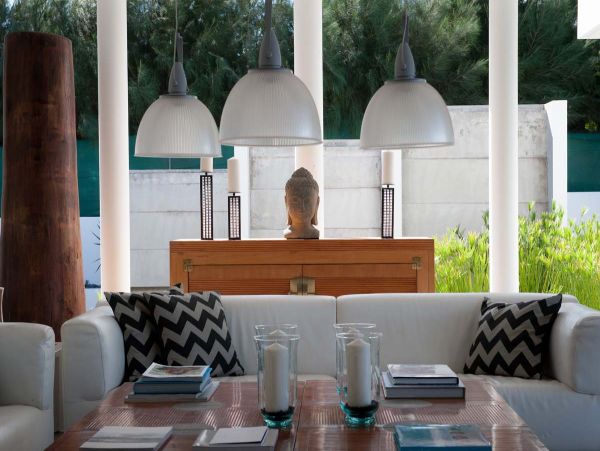 St. Barts Home 985589