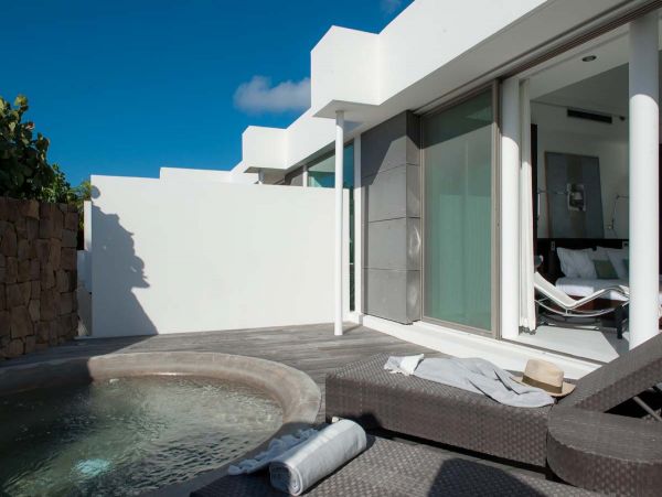St. Barts Home 985589